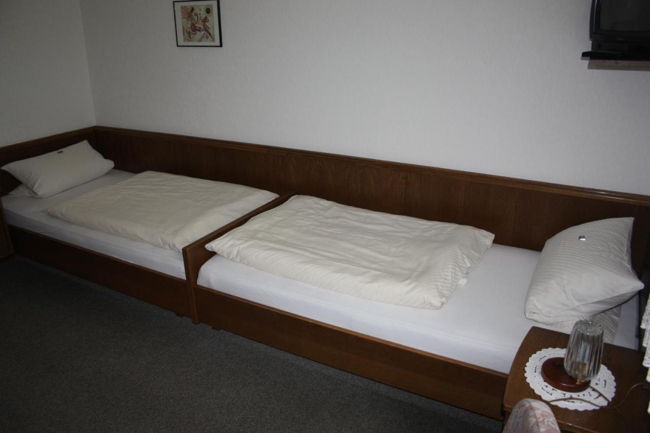 Gasthof-Pension Hunaustuben Schmallenberg Room photo